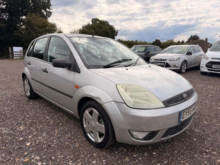 FORD FIESTA 1.25 Zetec Climate 5dr (silver) 2005
