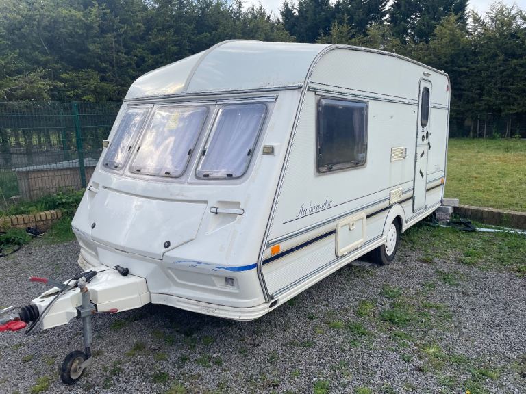 Jubilee ambassador caravan with awning and essentials 