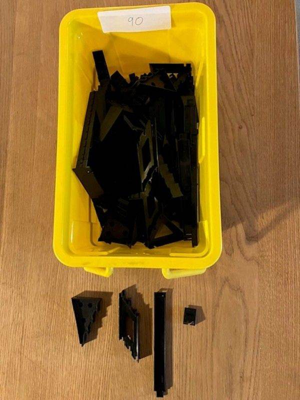 Vintage Scalextric tracks and accessories