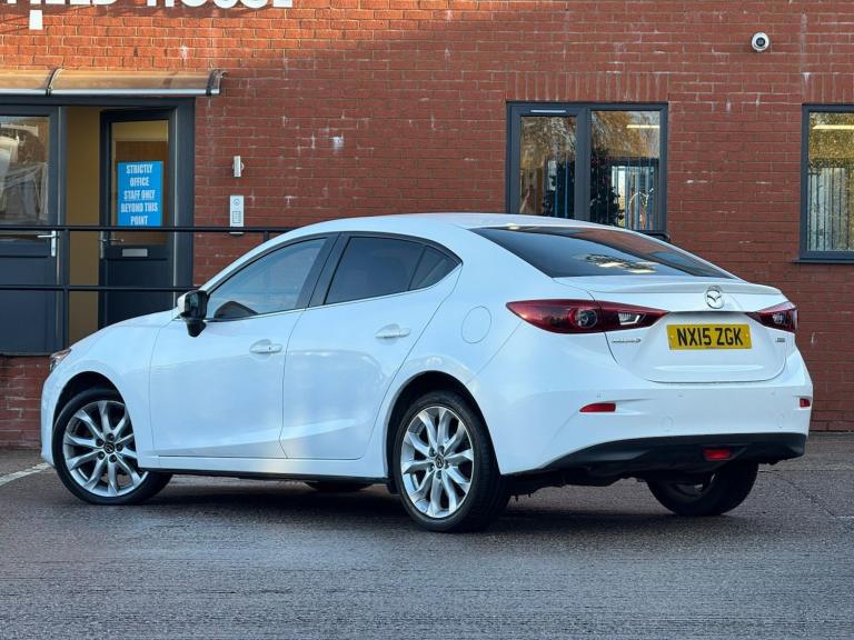 MAZDA MAZDA3 2.2 SKYACTIV-D Sport Nav 2015