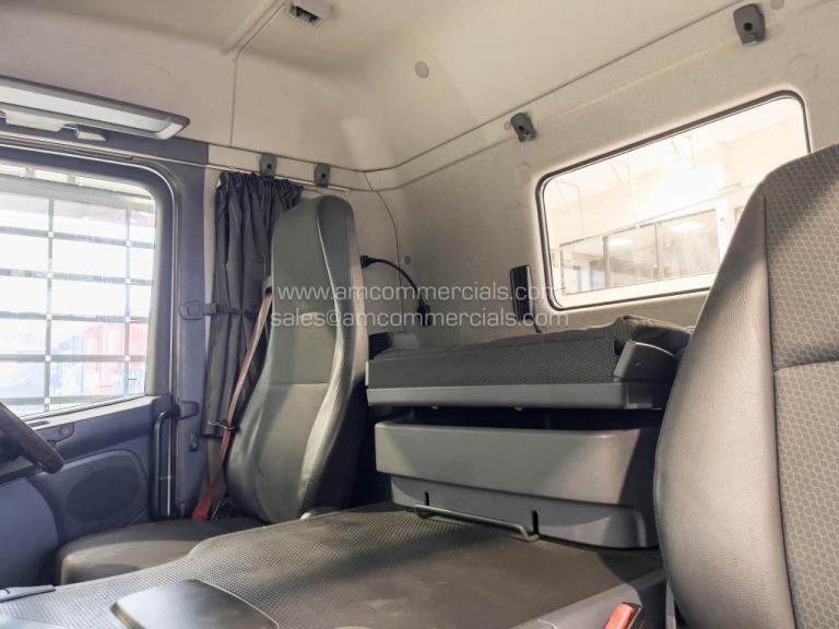 2016 (65) SCANIA P360 4X2 SLEEPER CAB