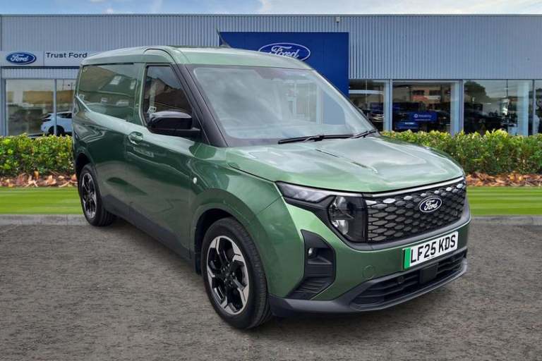 2025 Ford Transit Courier Limited AUTO FWD 1 Speed 136PS 43kWh Automatic Panel Van Electric Autom...