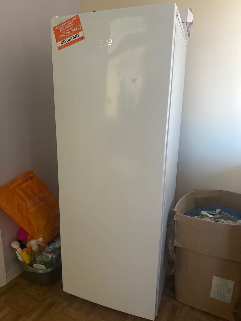 Beko freezer (upright free standing)