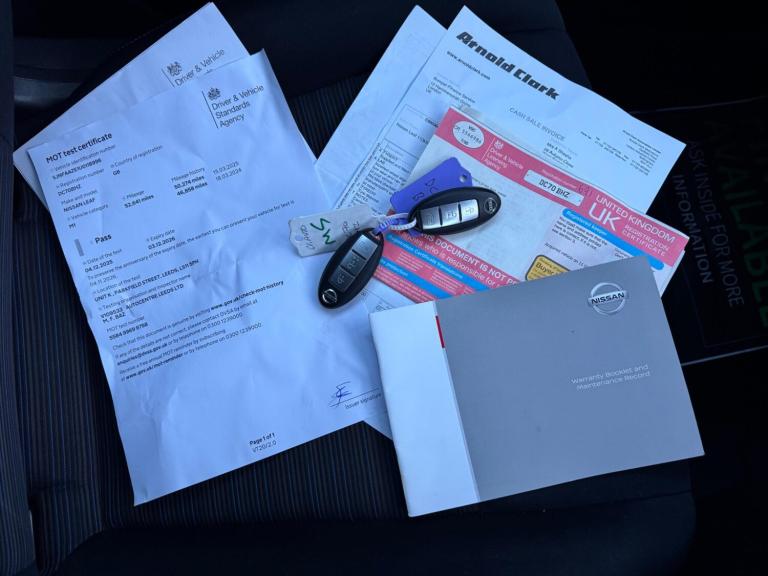  Nissan Leaf 40kWh Acenta Auto 5dr Electric Automatic