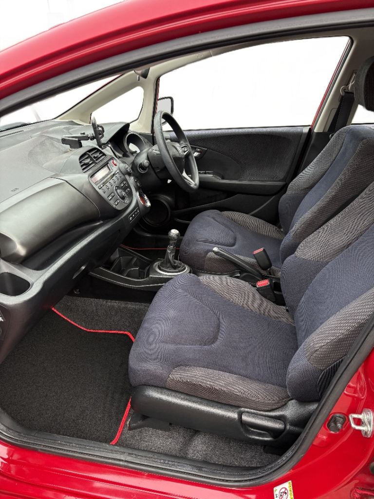 Honda, JAZZ, Hatchback, 2011, Manual, 1339 (cc), 5 doors