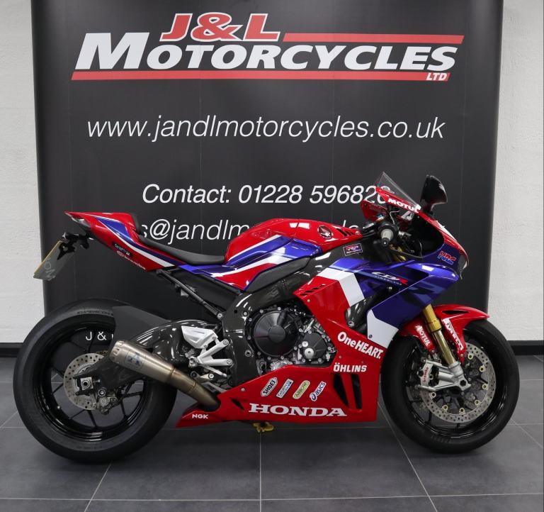 Honda CBR1000RR-R Fireblade SP. Arrow Exhaust Carbon extra's
