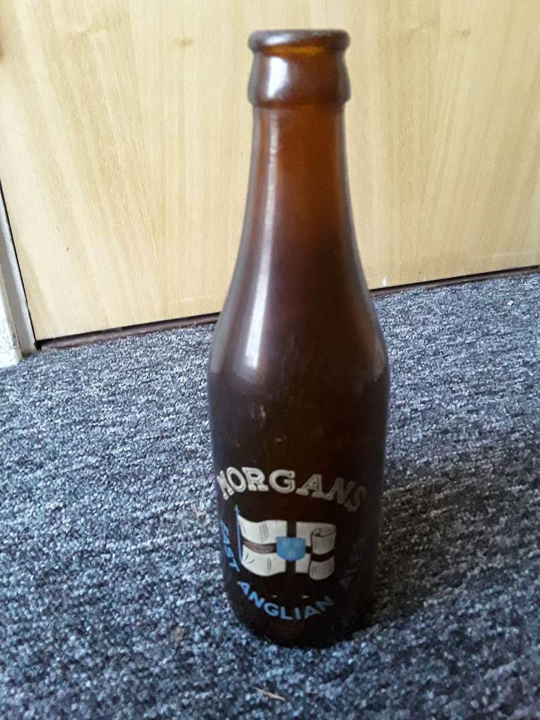 Painted label Victorian Morgans, East Anglian Ales bottle