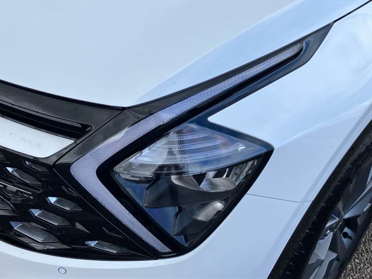 2025 Kia Sportage 1.6T GDi 207 HEV GT-Line 5dr Auto SUV PETROL/ELECTRIC Automatic