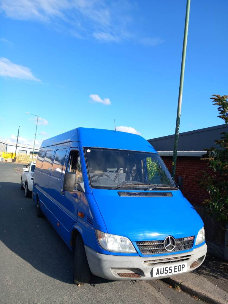 Mercedes sprinter ex g4s. 