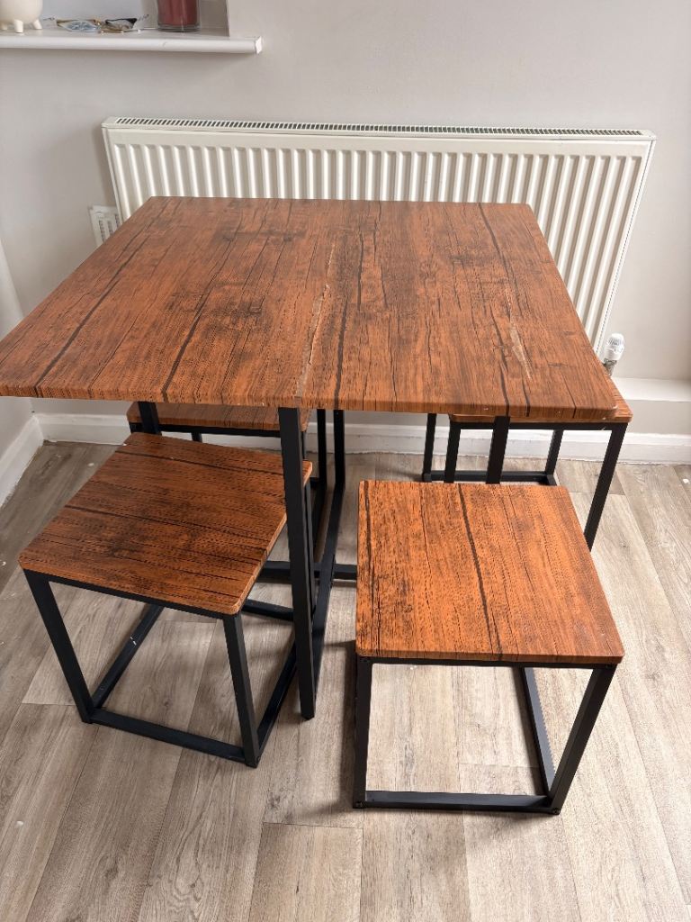 Dining table and bench set