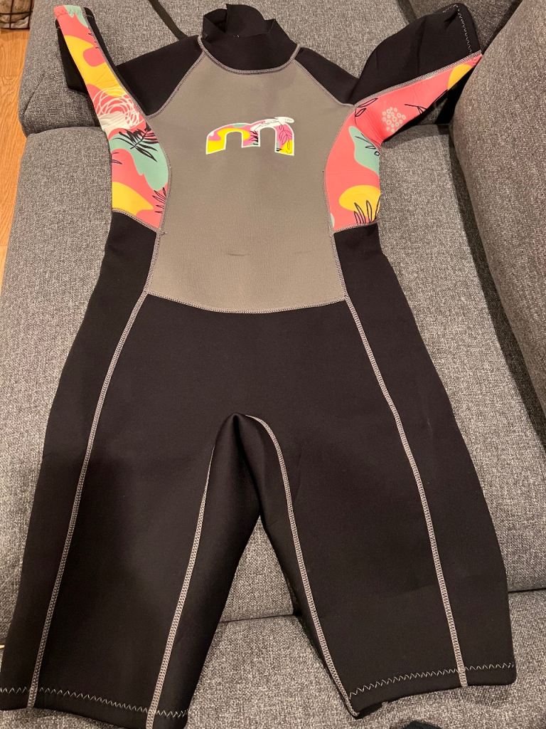Ladies wetsuit