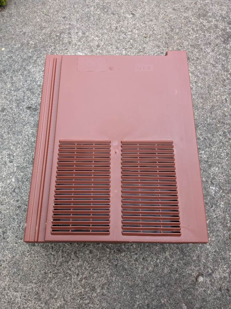Ubbink vent tile flat modern profile ub62