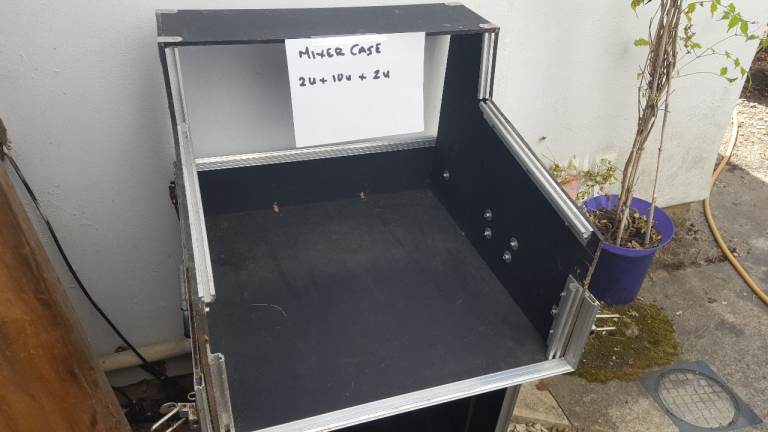Mixer Case 2U + 10U + 2U – Good Condition