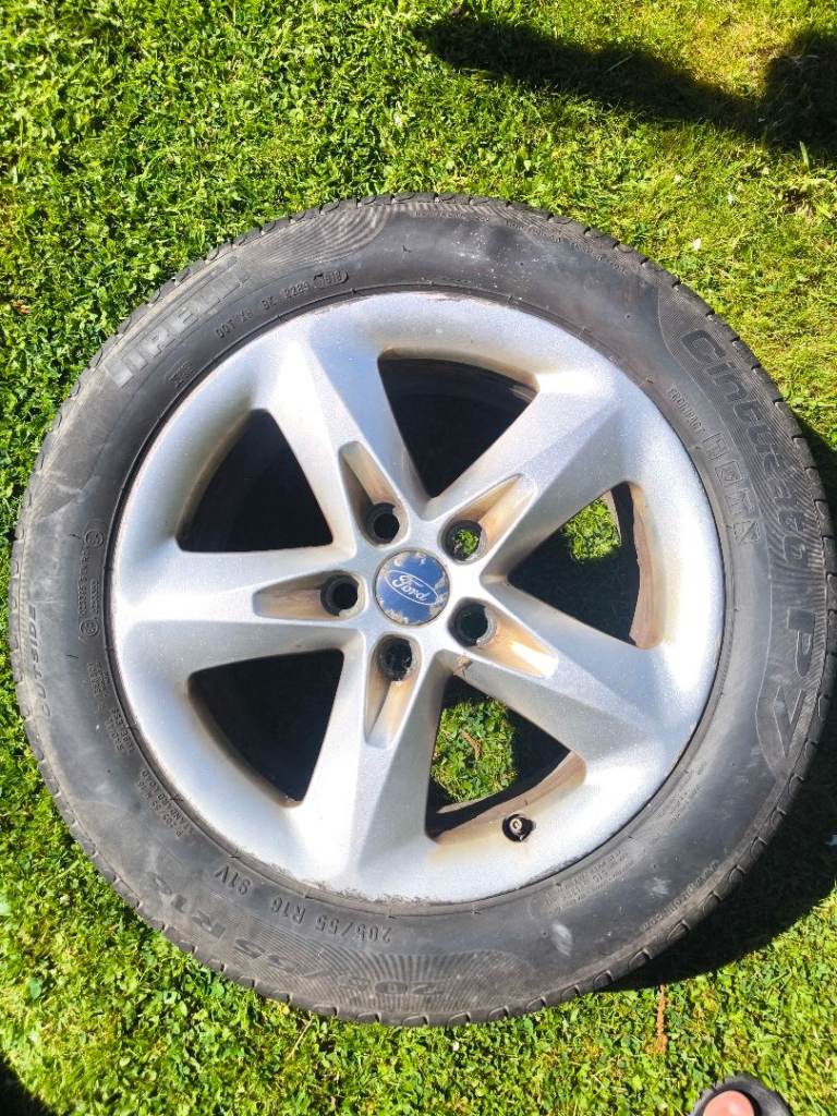 Ford focus 09 alloy wheels will fit other fords pcd 108