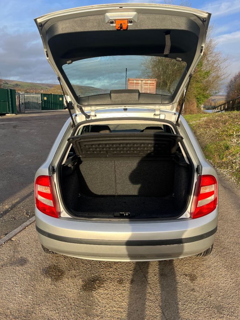 Skoda, FABIA, Hatchback, 2005, Manual, 1198 (cc), 5 doors