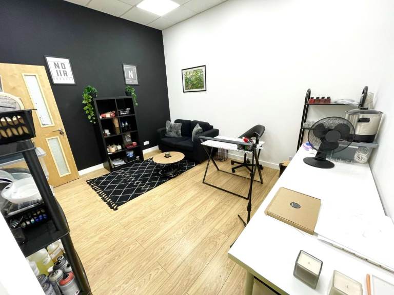 Private Office | Creative Space | Workspace | Beauty Room in Leytonstone East London E9