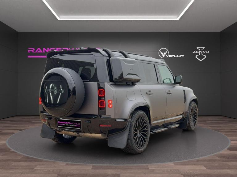  Land Rover Defender 110 3.0 D300 MHEV X-Dynamic HSE Auto 4WD Euro 6 (s/s) 5dr Diesel Automatic