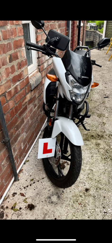 HONDA cb125f motorbike - 2021