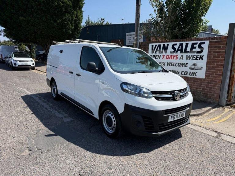 2021 71 VAUXHALL VIVARO 1.5 TURBO D 2900 EDITION PANEL VAN 5DR DIESEL MANUAL L2