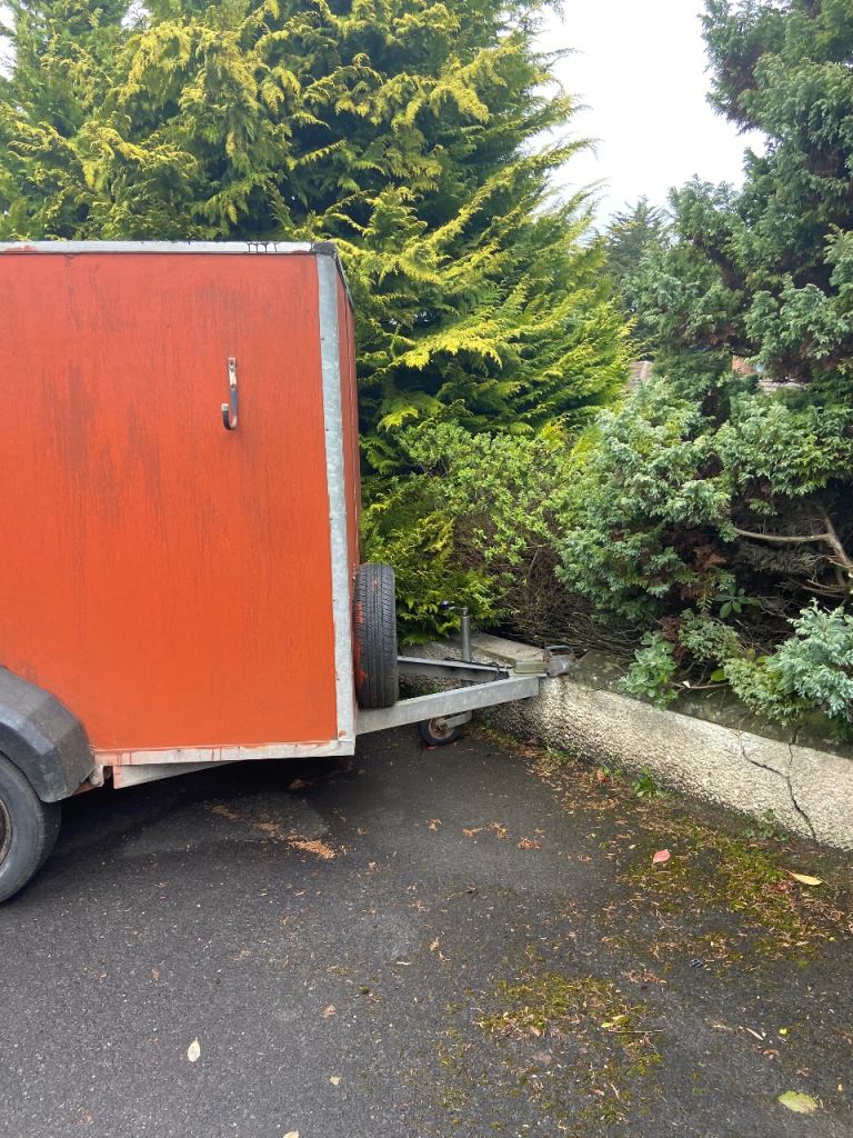 Box trailer 