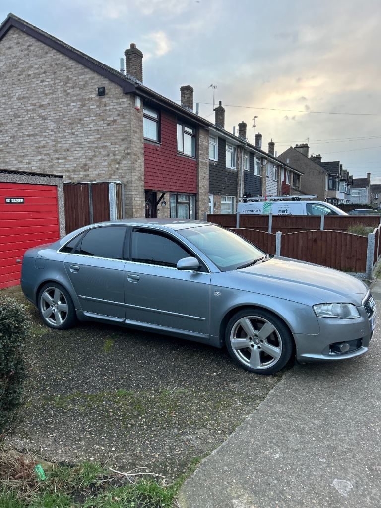 Audi A4 2.0 petrol S line