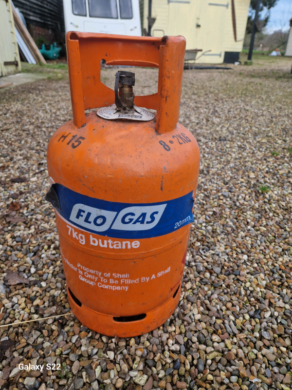 7 kg Gas Flo gas Butane Bottle 1/2 full Caravan Camping