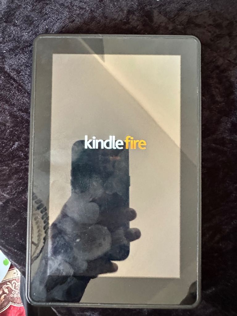 Amazon Kindle Fire 7 (2011) 8GB - Black, Good Condition