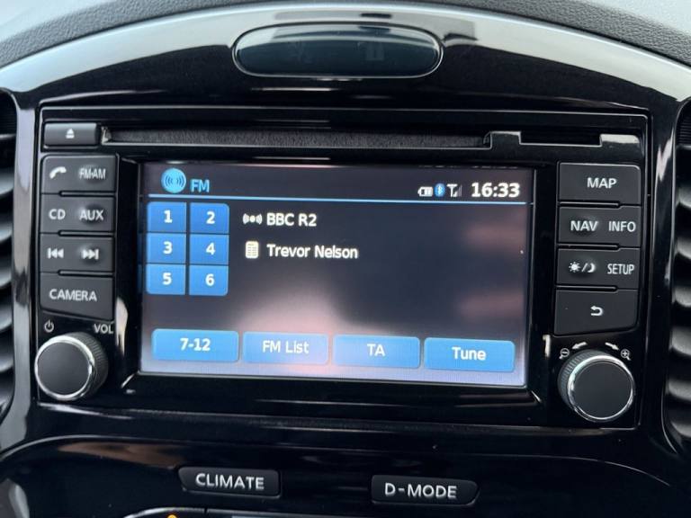 2014 Nissan Juke 1.5 dCi 8v n-tec SUV 5dr Diesel Manual Euro 5 (s/s) (110 ps) HATCHBACK Diesel Ma...