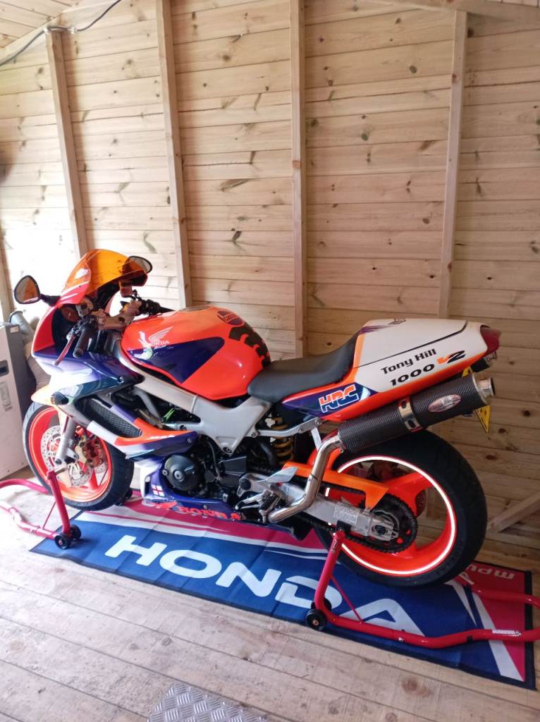 2000 Honda VTR 1000 f firestorm 