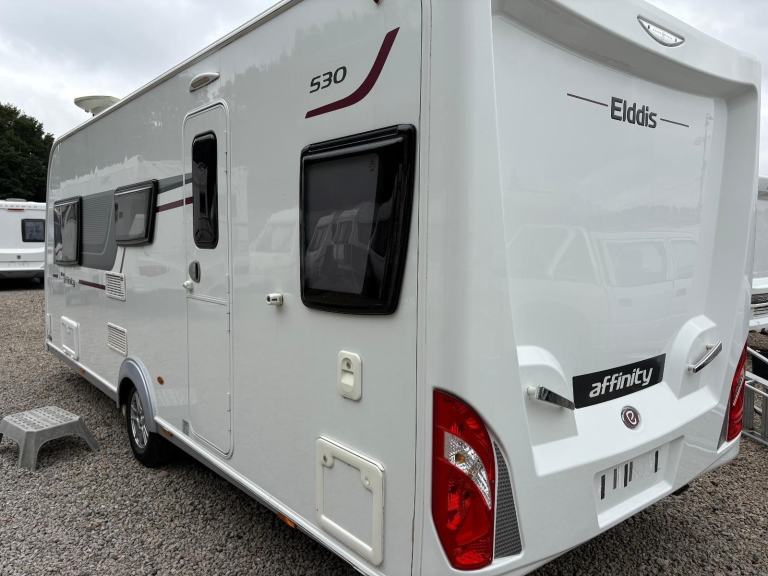 ELDDIS AFFINITY 530 - 3 BERTH CARAVAN + AIR CONDITIONING + MOTORMOVER