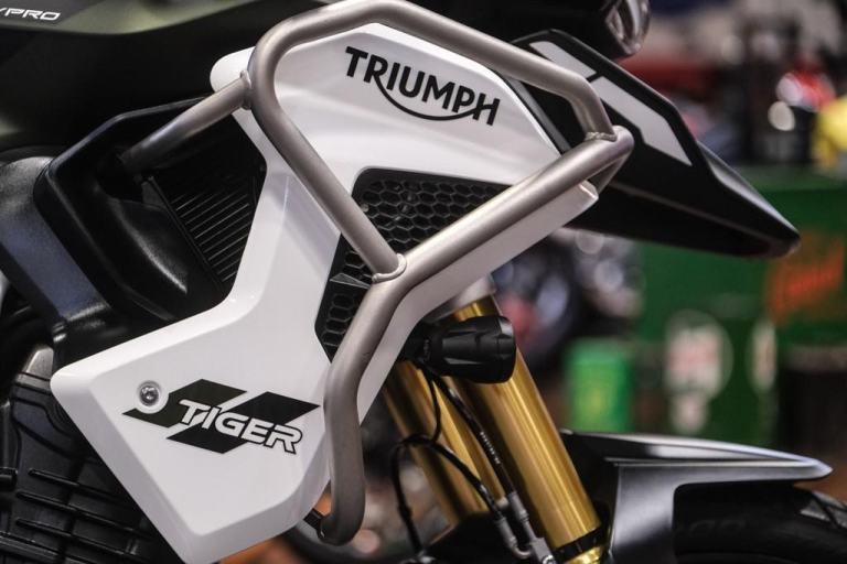 Triumph Tiger 1200 Rally Pro Adventure - Arrow End Can