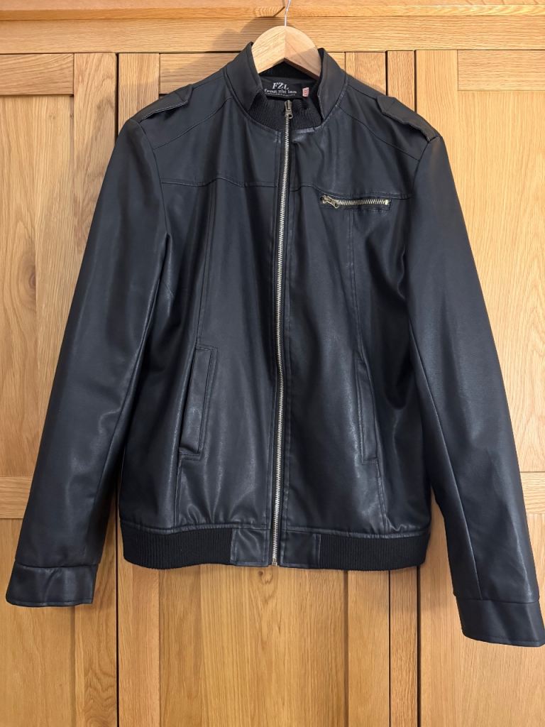 Men’s leather jacket 