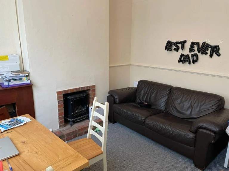 3 BEDROOM HOUSE FOR RENT OFF WOODGATE