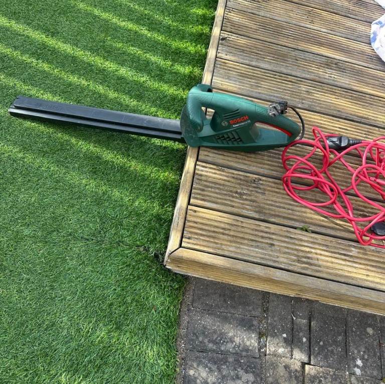 Hedge trimmer 
