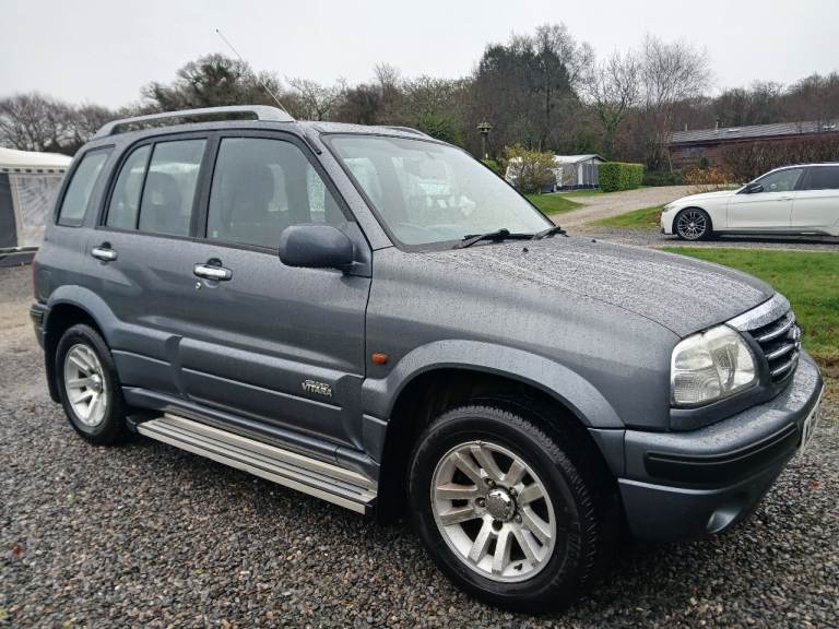 SUZUKI GRAND VITARA 2.5 V6 AUTO 4x4 SUPER CONDITION - ONLY 89K 