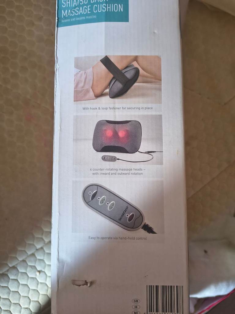 Massage cushion 