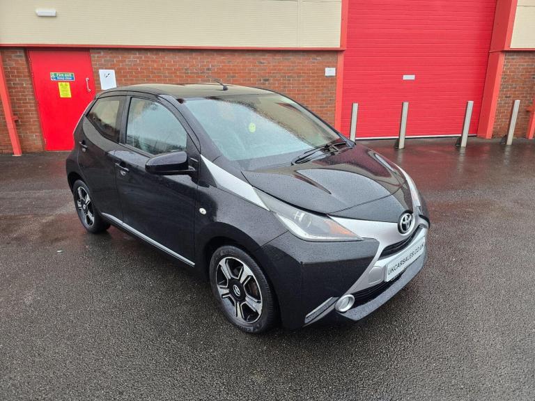 2015 Toyota AYGO 1.0 VVT-i x-clusiv Euro 5 5dr Euro 5 HATCHBACK Petrol Manual