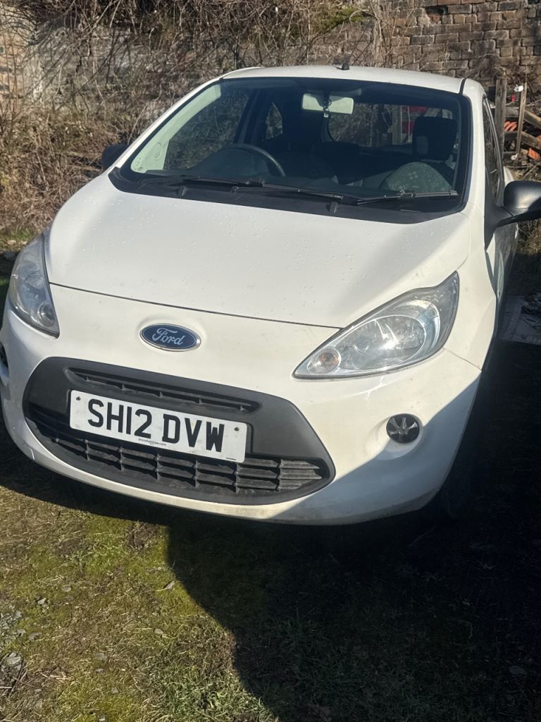 Ford, KA, Hatchback, 2012, Manual, 1242 (cc), 3 doors