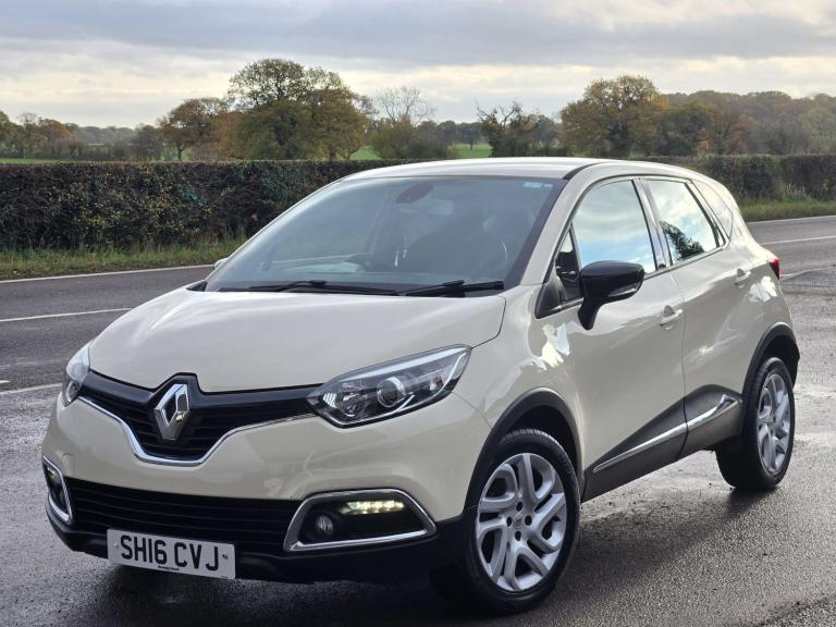 2016 Renault Captur 1.5 Captur Dynamique Nav dCi 5dr SUV Diesel Manual