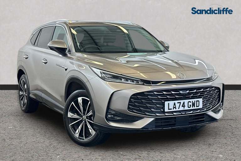 2024 MG MG HS 106288 Hatchback Petrol Automatic