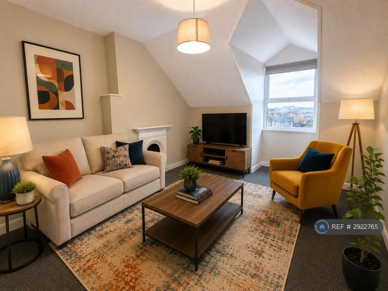2 bedroom flat in Worrall Road, Bristol, BS8 (2 bed) (#2922765)