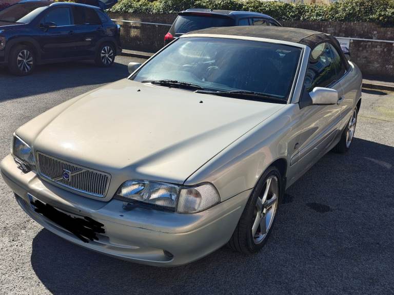 Volvo, C70, Convertible, 2001, Manual, 2319 (cc), 2 doors