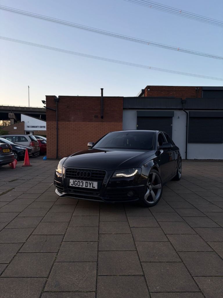 Audi black edition  , A4, Saloon, 2012, Manual, 1968 (cc), 4 doors