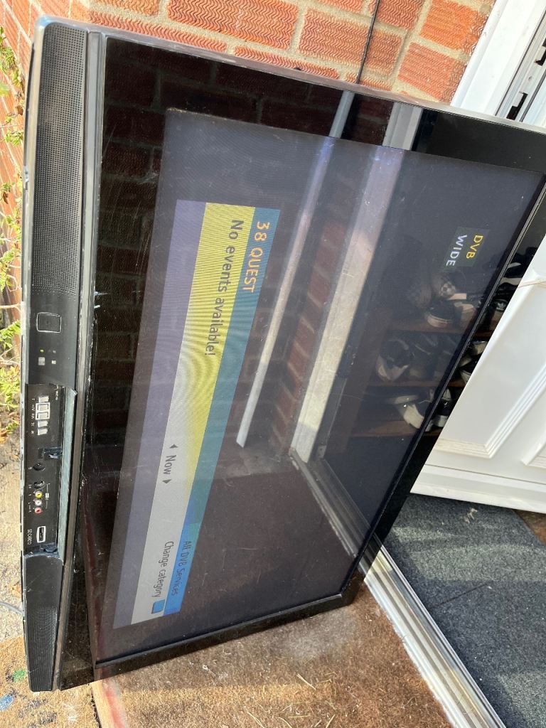 Plasma 42” tv flatscreen television gaming monitor , no remote or stand 