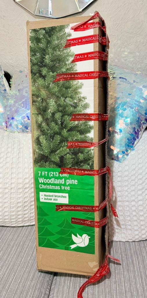 7ft Woodland Pine Xmas tree (hooked branches) *best selling* 