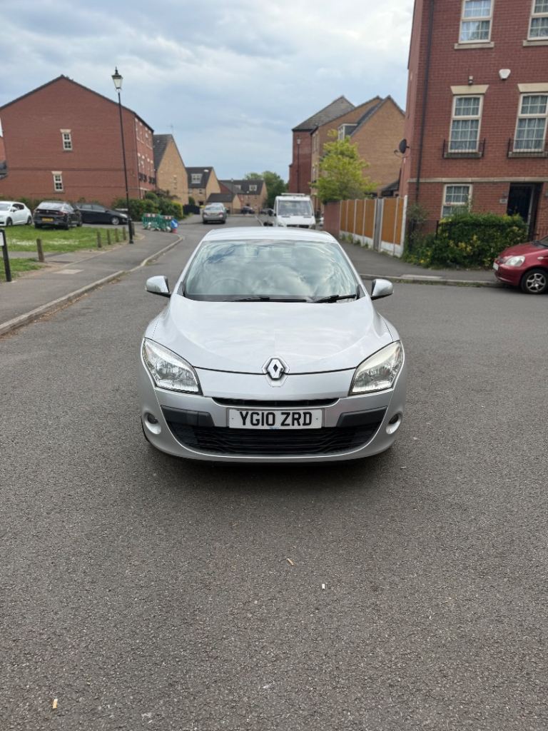 Renault, MEGANE, Hatchback, 2010, Manual, 1598 (cc), 5 doors