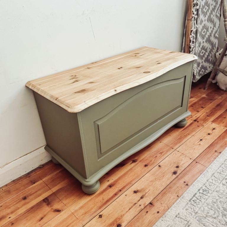 Blanket box toy chest solid wood coffer trunk