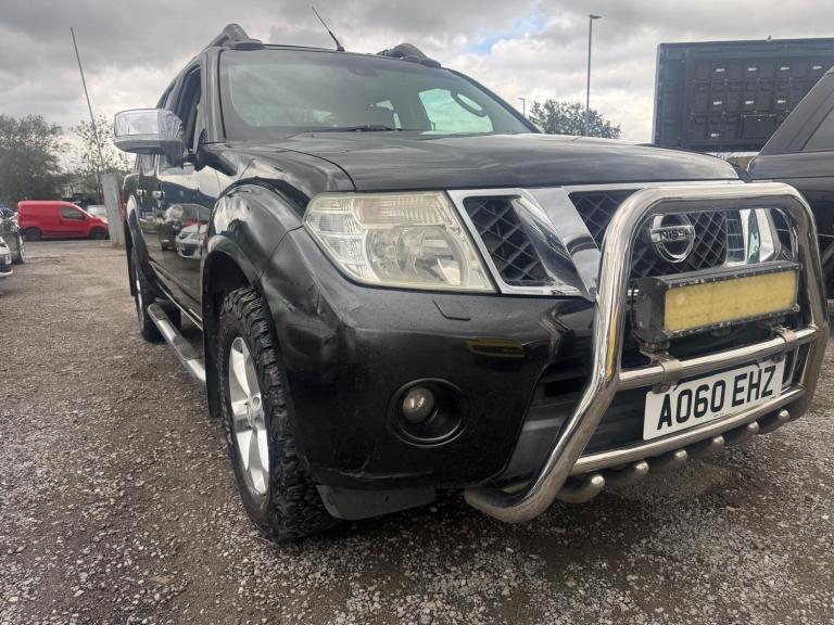 2010 (60) NISSAN NAVARA TEKNA D/C DCI 188 AUTO | Diesel | MOT 08/27 | TOWBAR