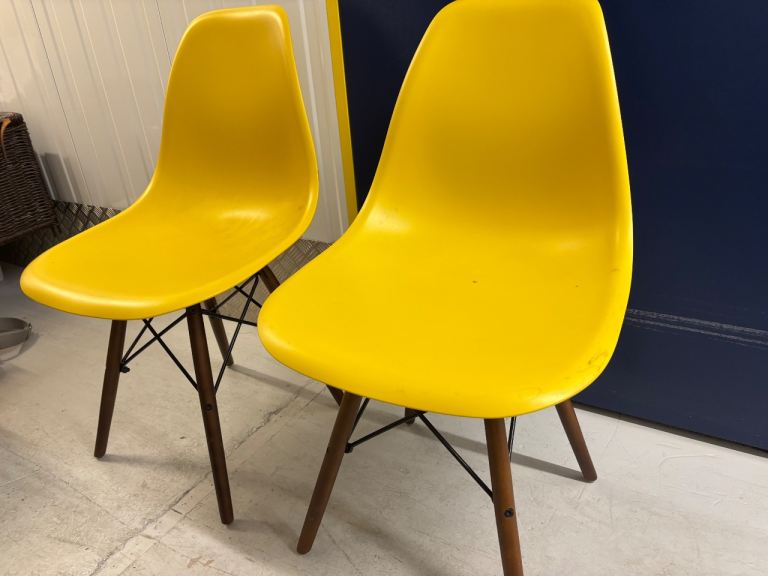Pair of Yellow Plastic Dining Chairs with Wooden Legs – Good Condition