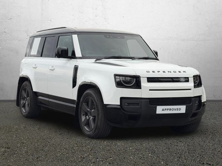 LAND ROVER DEFENDER 3.0 D250 X-Dynamic HSE 110 5dr Auto [6 Seat]